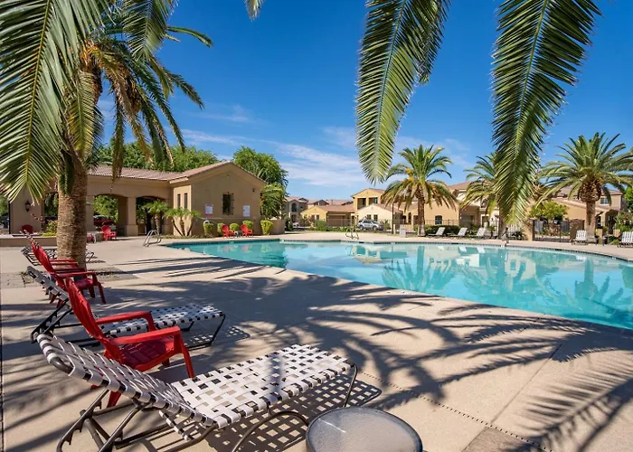 Upscale Min From Shopping And Restaurants * Mesa